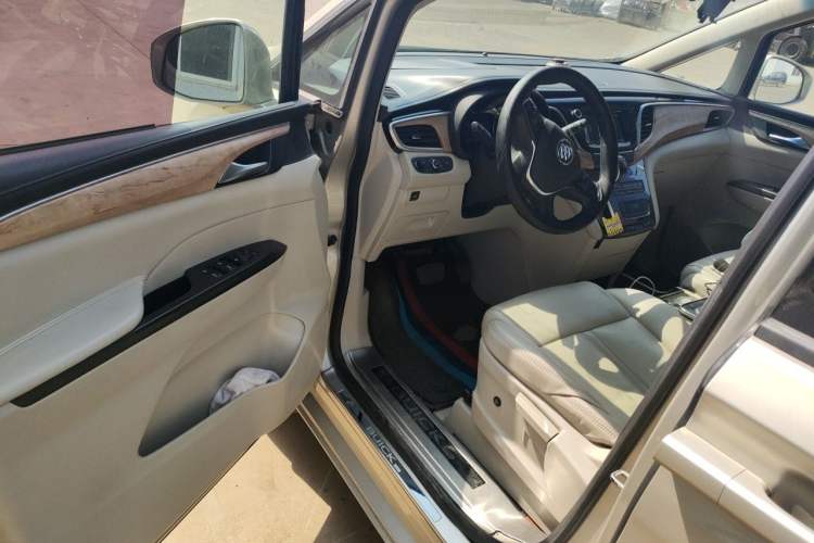 Used Buick GL8 2017 ES 28T Comfort Model China V Standard Driver Seat
