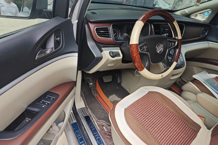 Used Buick GL8 2017 25S Luxury Version China V Standard Driver Seat