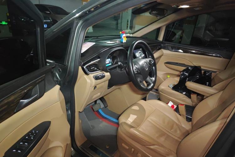 Used Buick GL8 2017 ES 28T Luxury Model China V Standard Driver Seat