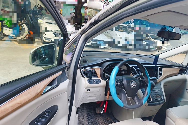 Used Buick GL8 2017 ES 28T Comfort Model China V Standard Driver Seat