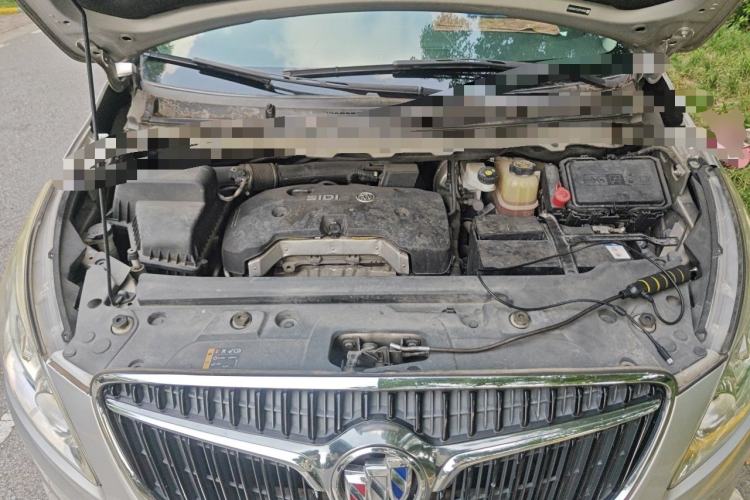 Used Buick GL8 2017 25S Prestige Version China V Standard Engine Bay