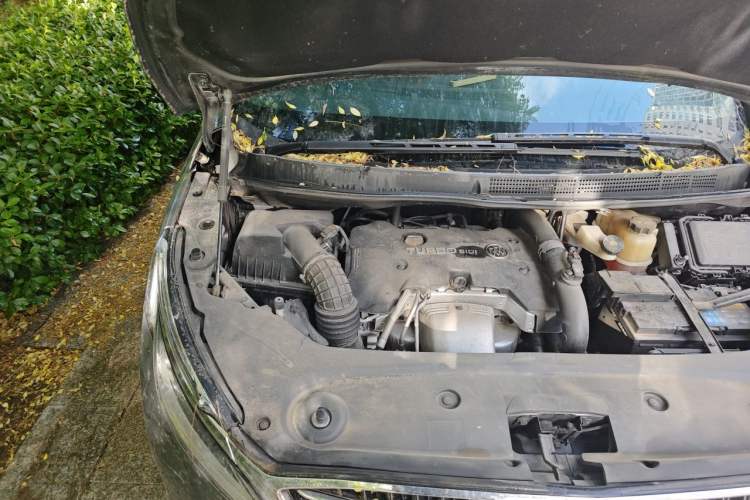 Used Buick GL8 2017 ES 28T Comfort Model China V Standard Engine Bay Right