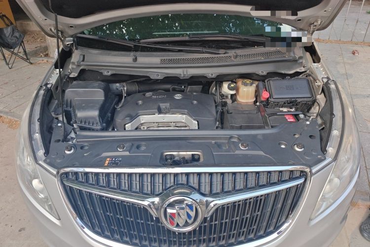Used Buick GL8 2017 25S Prestige Version China V Standard Engine Bay