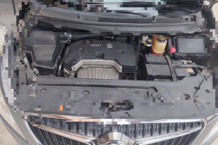 Used Buick GL8 2017 25S Luxury Version China V Standard Engine Bay