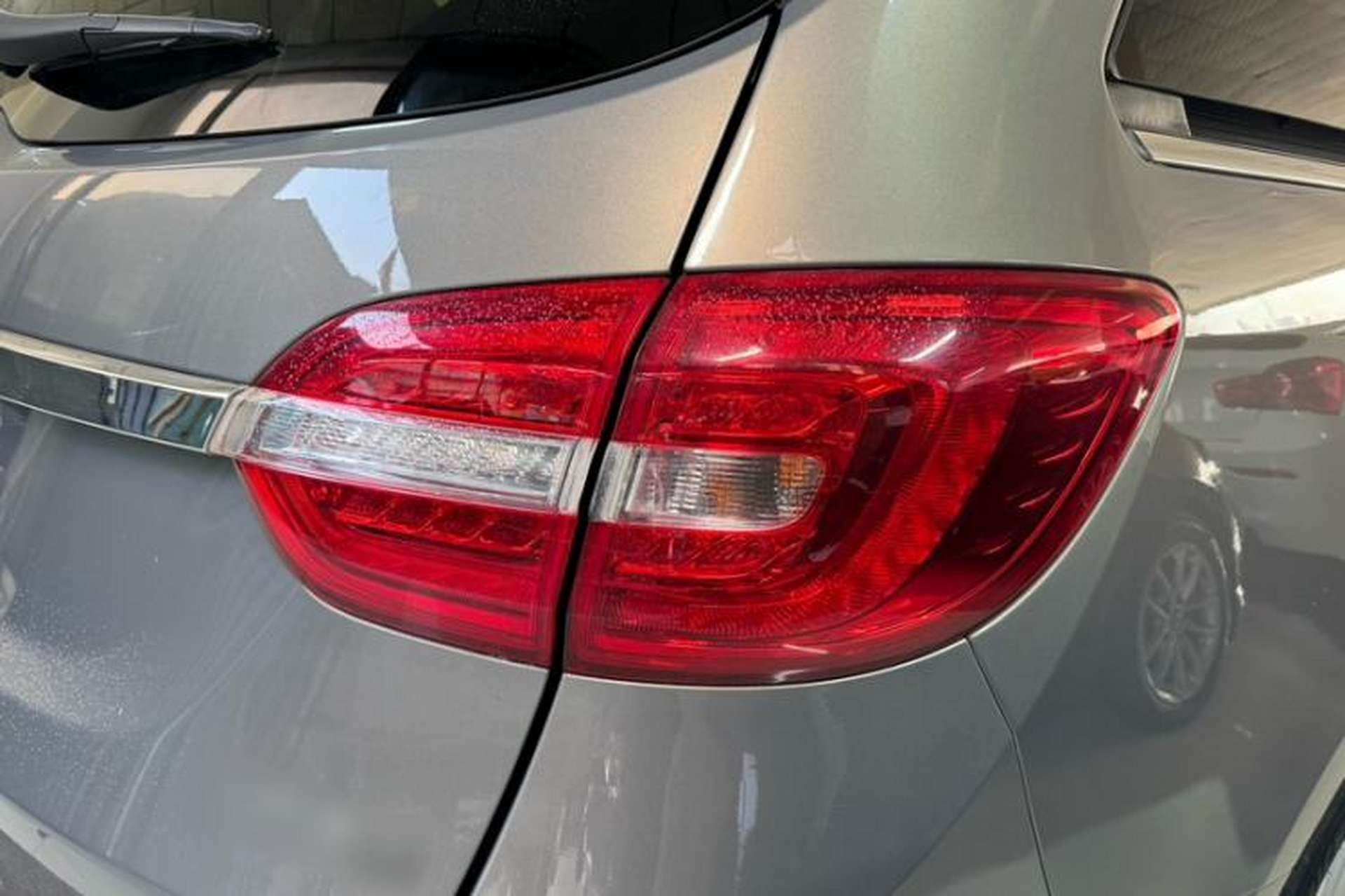 Used Buick GL8 2017 25S Prestige Version China V Standard Exterior 14