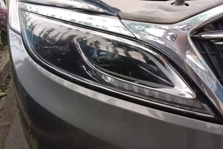Used Buick GL8 2017 ES 28T Flagship Model China V Standard Exterior 6
