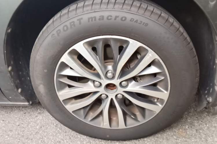 Used Buick GL8 2017 ES 28T Flagship Model China V Standard Exterior 7