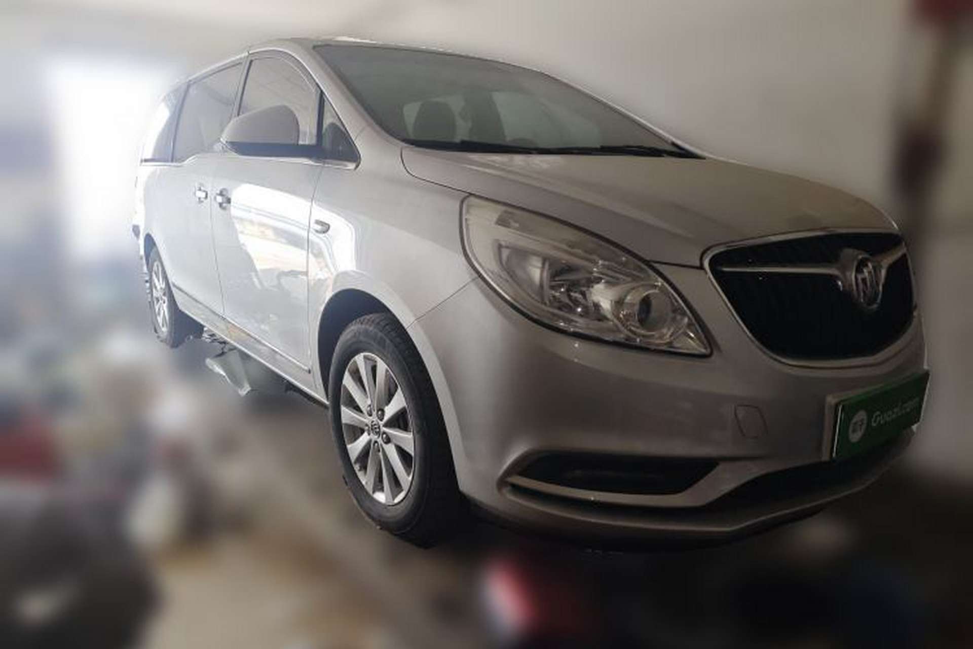 Used Buick GL8 2017 25S Prestige Version China V Standard Front Right 45 Deg