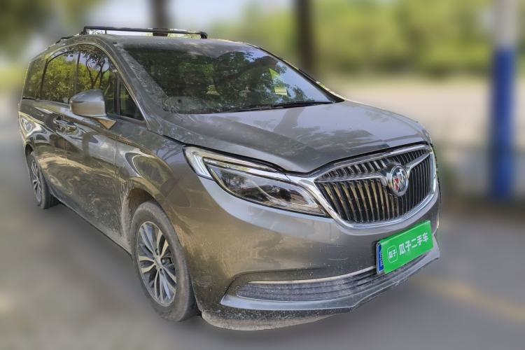 Used Buick GL8 2017 ES 28T Luxury Model China V Standard Front Right 45 Deg