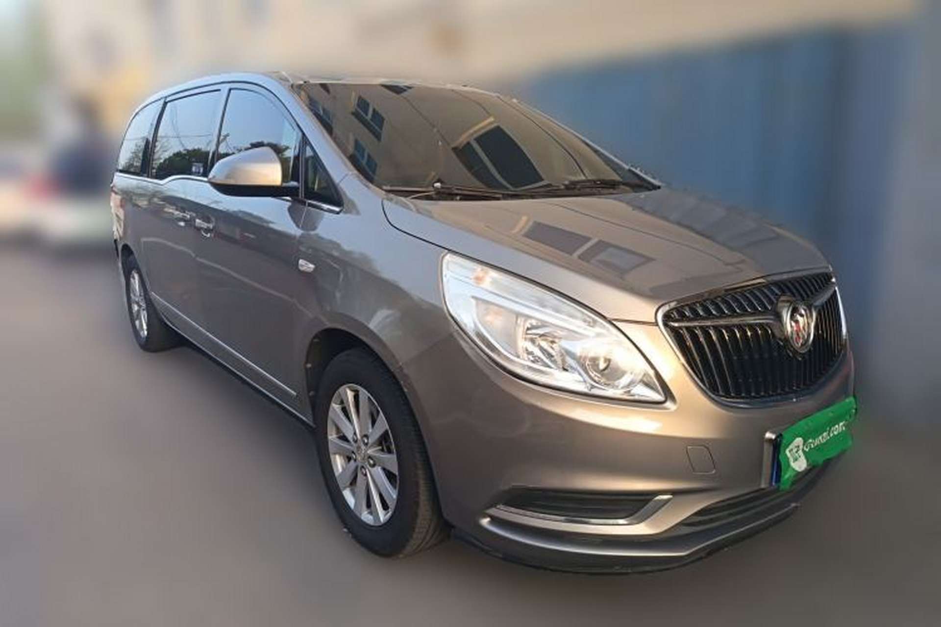 Used Buick GL8 2017 25S Prestige Version China V Standard Front Right 45 Deg