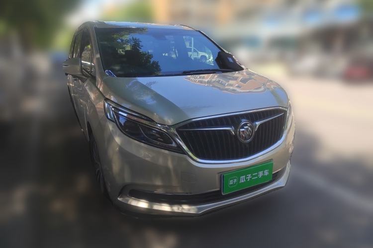 Used Buick GL8 2017 ES 28T Luxury Model China V Standard Front Right 45 Deg