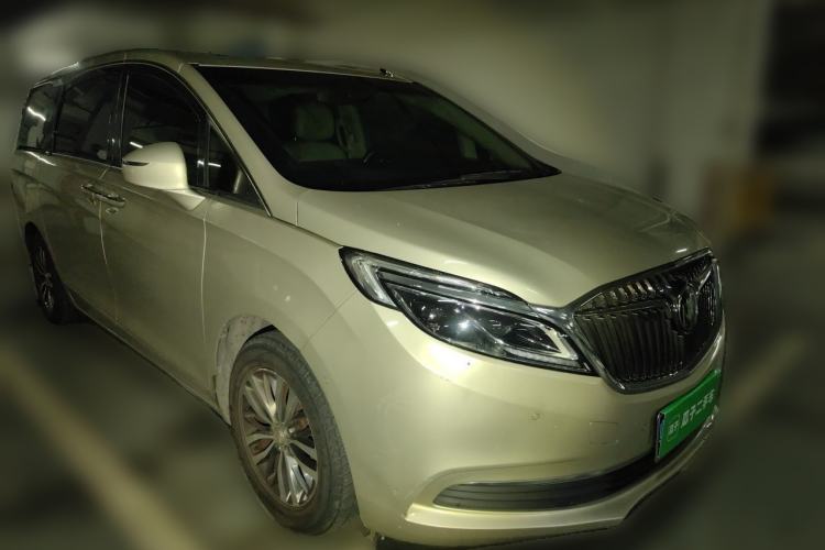 Used Buick GL8 2017 ES 28T Flagship Model China V Standard Front Right 45 Deg