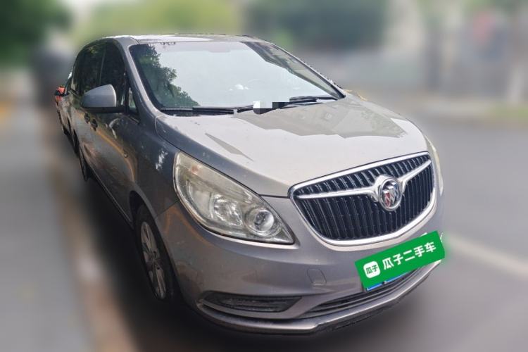 Used Buick GL8 2017 25S Luxury Version China V Standard Front Right 45 Deg