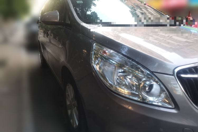 Used Buick GL8 2017 25S Luxury Version China V Standard Front Right 45 Deg