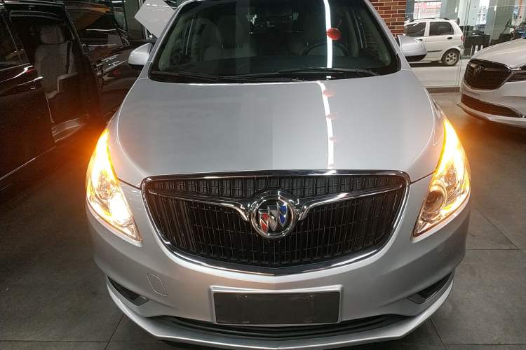 Used Buick GL8 2017 25S Luxury Version China V Standard Front