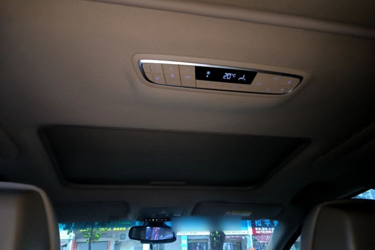 Used Buick GL8 2017 ES 28T Flagship Model China V Standard Headliner