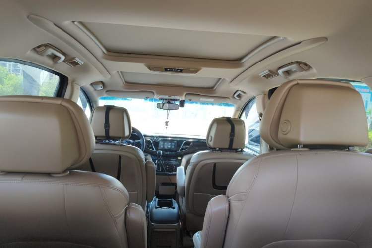 Used Buick GL8 2017 ES 28T Luxury Model China V Standard Headliner