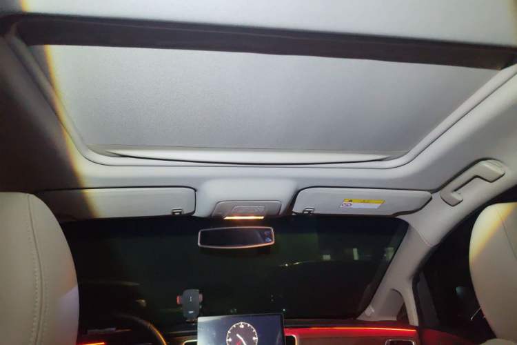 Used Buick GL8 2017 25S Luxury Version China V Standard Headliner