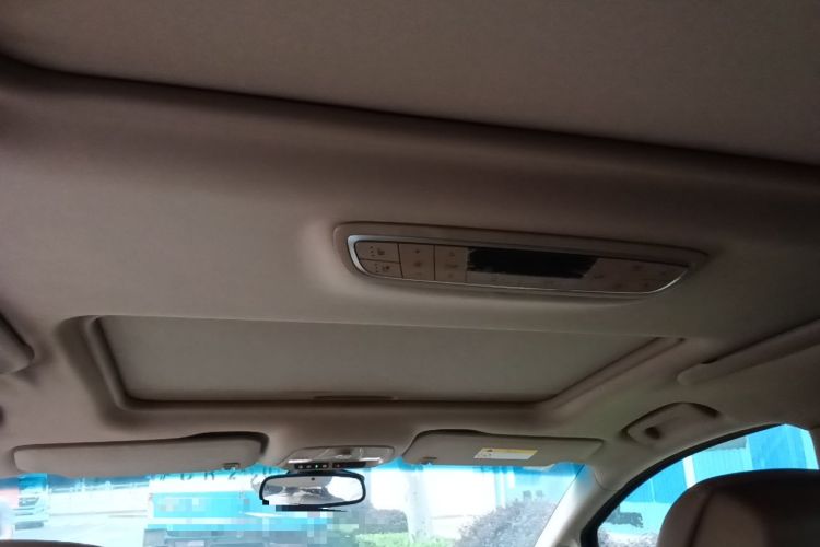 Used Buick GL8 2017 ES 28T Flagship Model China V Standard Headliner