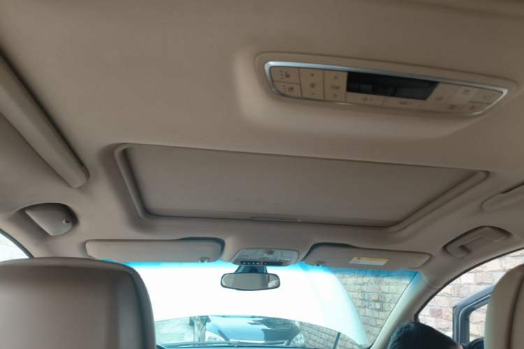 Used Buick GL8 2017 ES 28T Luxury Model China V Standard Headliner