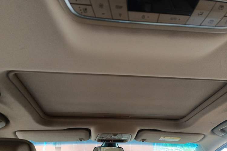 Used Buick GL8 2017 ES 28T Luxury Model China V Standard Headliner