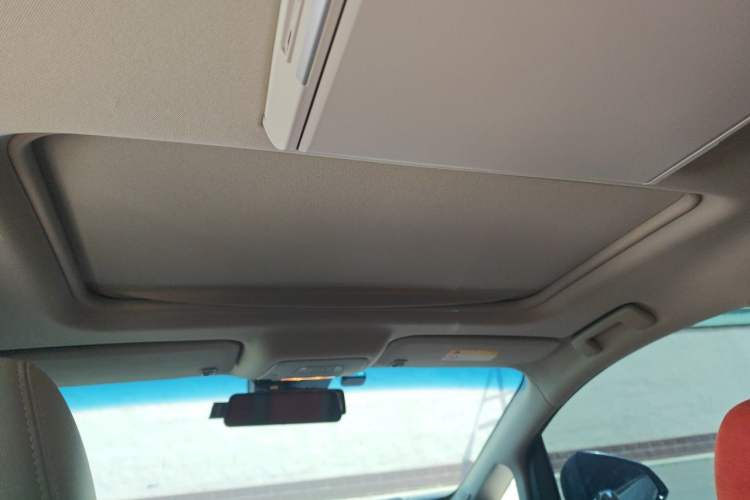 Used Buick GL8 2017 25S Prestige Version China V Standard Headliner