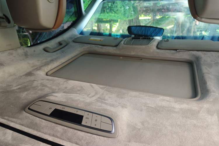 Used Buick GL8 2017 ES 28T Comfort Model China V Standard Headliner