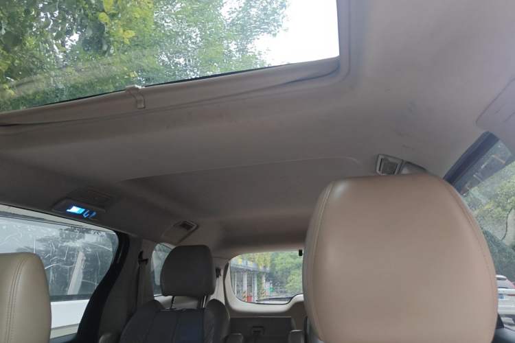 Used Buick GL8 2017 25S Luxury Version China V Standard Headliner