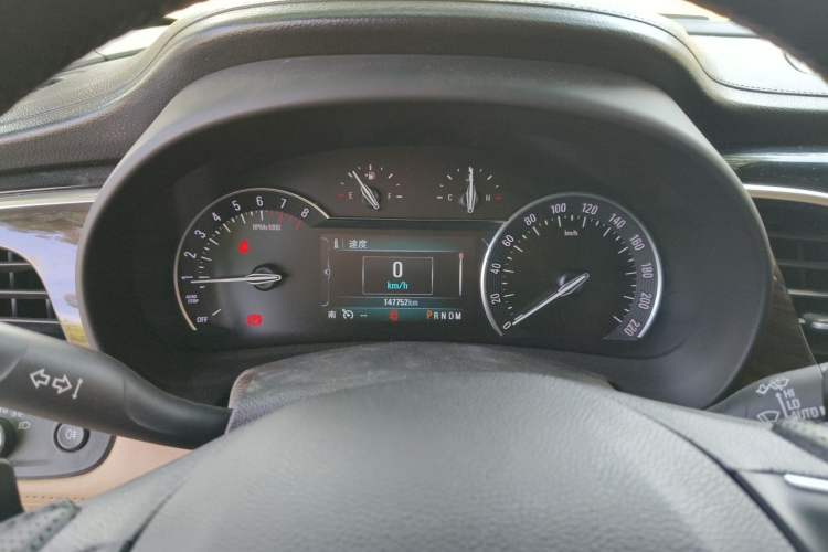 Used Buick GL8 2017 ES 28T Luxury Model China V Standard Instrument Cluster