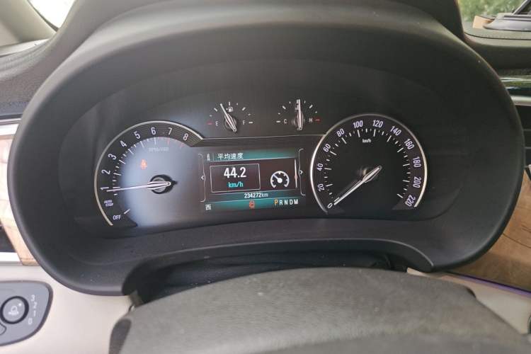 Used Buick GL8 2017 ES 28T Comfort Model China V Standard Instrument Cluster