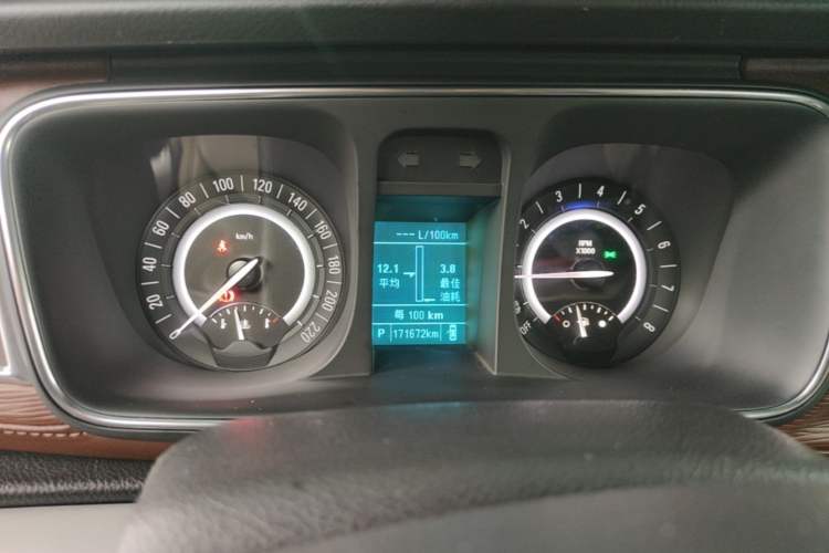 Used Buick GL8 2017 25S Comfort Version China V Standard Instrument Cluster