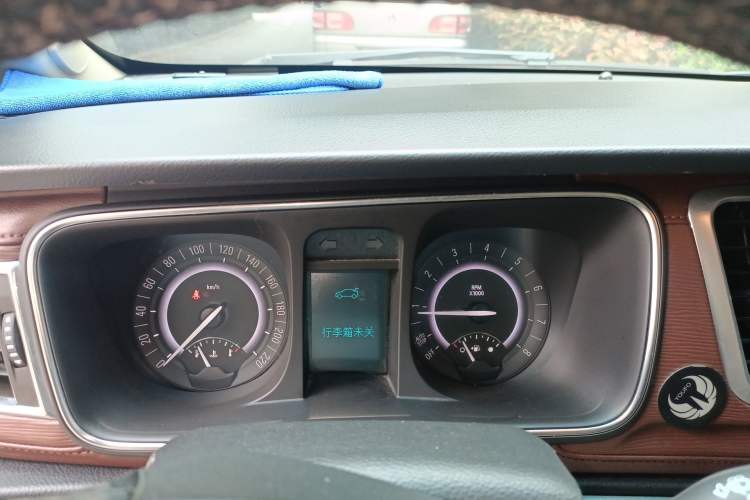 Used Buick GL8 2017 25S Comfort Version China V Standard Instrument Cluster