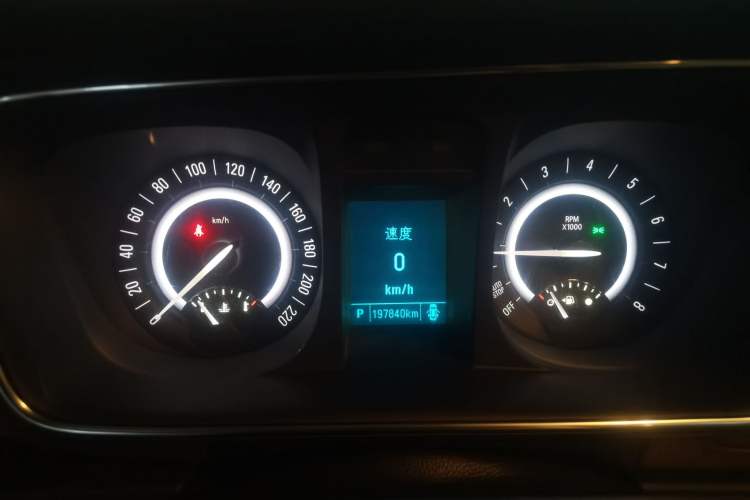 Used Buick GL8 2017 25S Comfort Version China V Standard Instrument Cluster