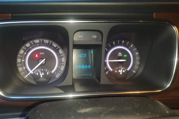 Used Buick GL8 2017 25S Luxury Version China V Standard Instrument Cluster