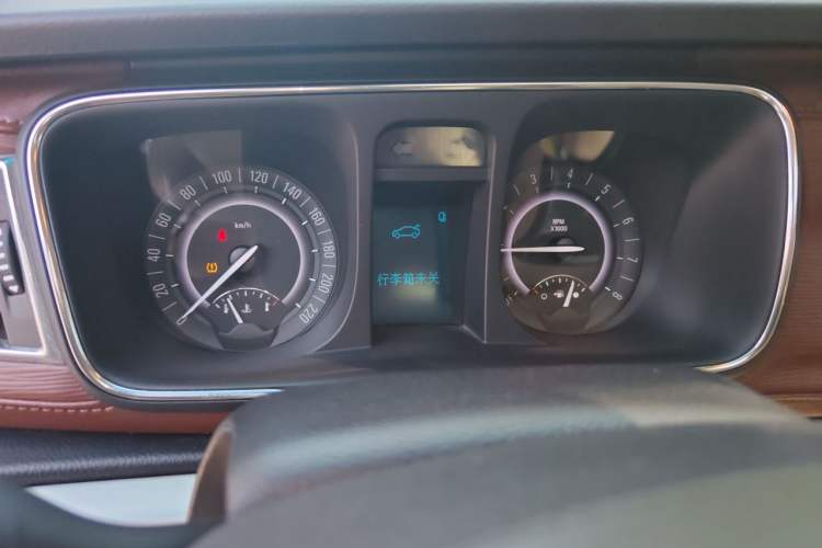 Used Buick GL8 2017 25S Luxury Version China V Standard Instrument Cluster
