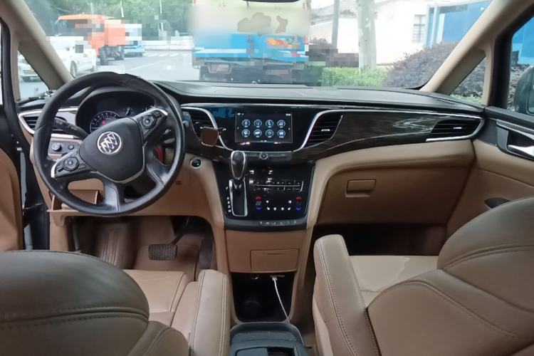 Used Buick GL8 2017 ES 28T Flagship Model China V Standard Interior 2