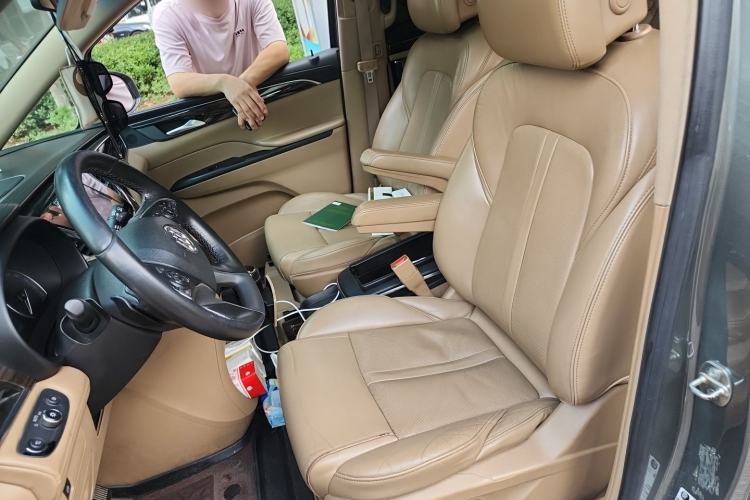 Used Buick GL8 2017 ES 28T Luxury Model China V Standard Left Front Seat