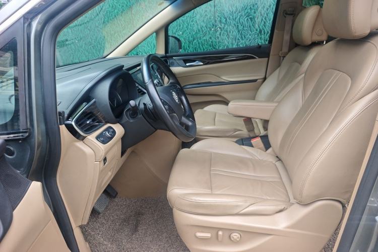 Used Buick GL8 2017 ES 28T Premium Version China V Standard Left Front Seat