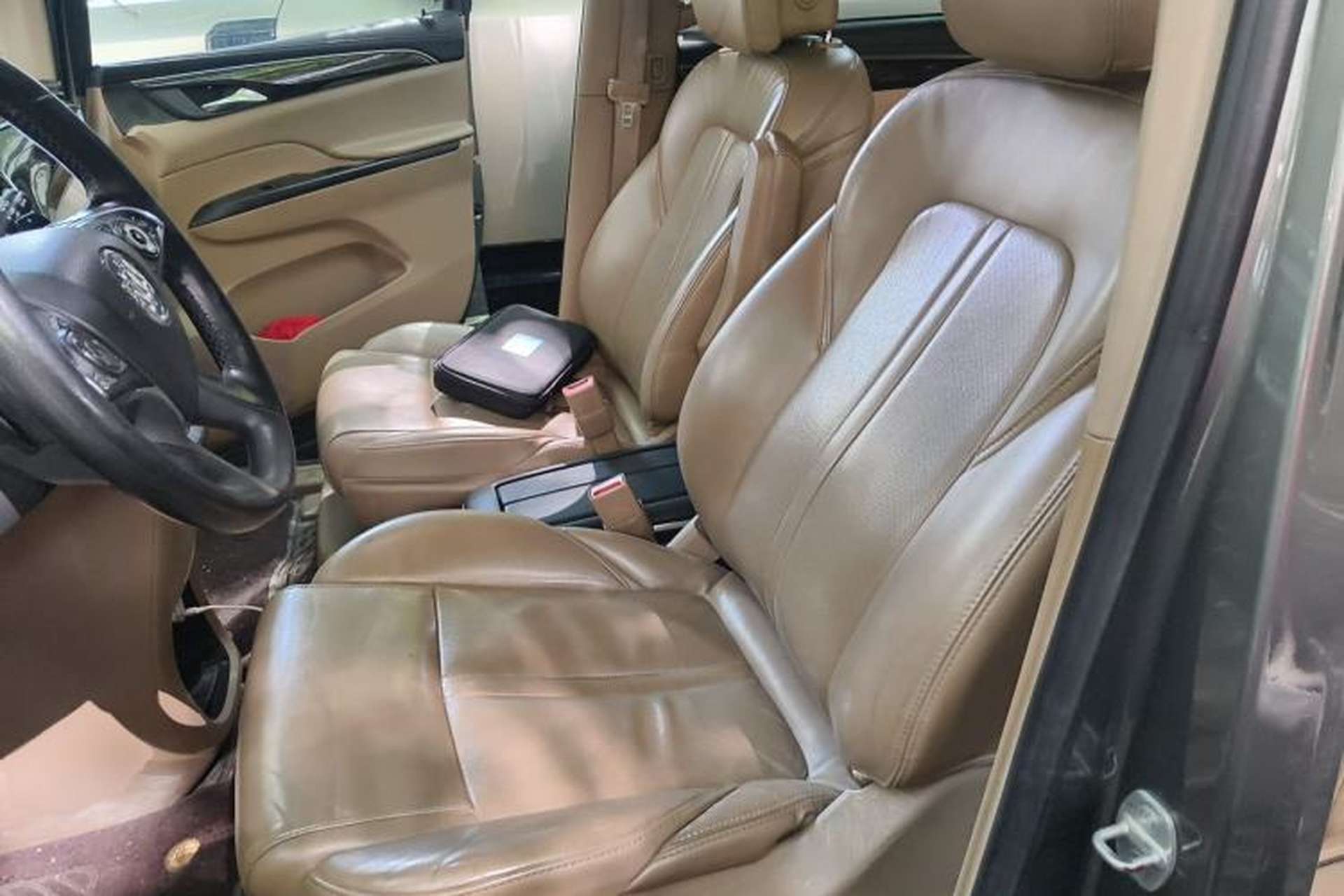 Used Buick GL8 2017 ES 28T Luxury Model China V Standard Left Front Seat
