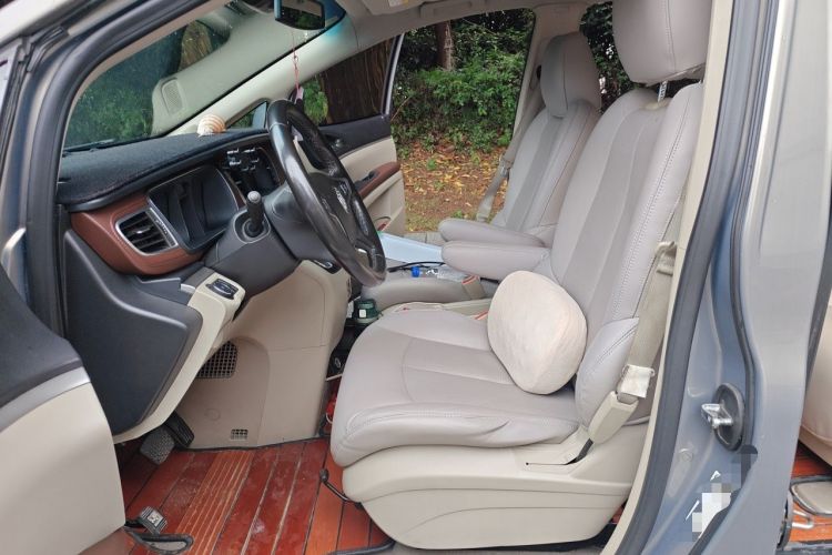 Used Buick GL8 2017 25S Luxury Version China V Standard Left Front Seat