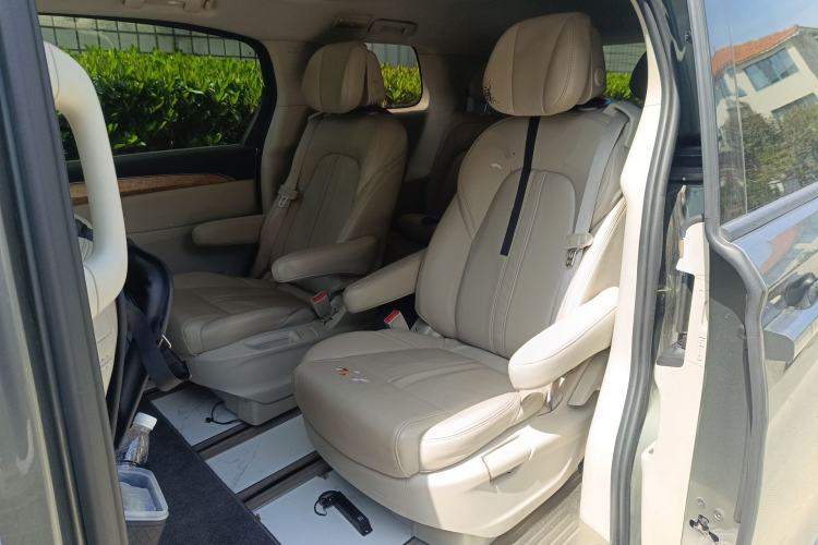 Used Buick GL8 2017 ES 28T Comfort Model China V Standard Left Rear Seat