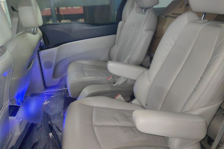 Used Buick GL8 2017 25S Luxury Version China V Standard Left Rear Seat