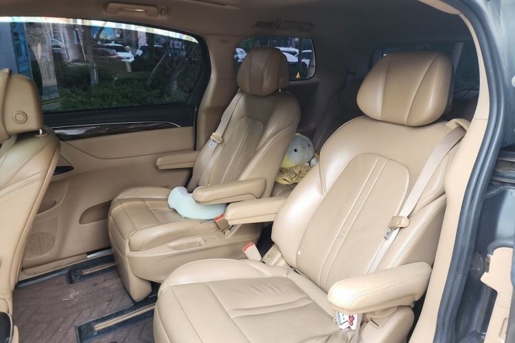 Used Buick GL8 2017 ES 28T Luxury Model China V Standard Left Rear Seat