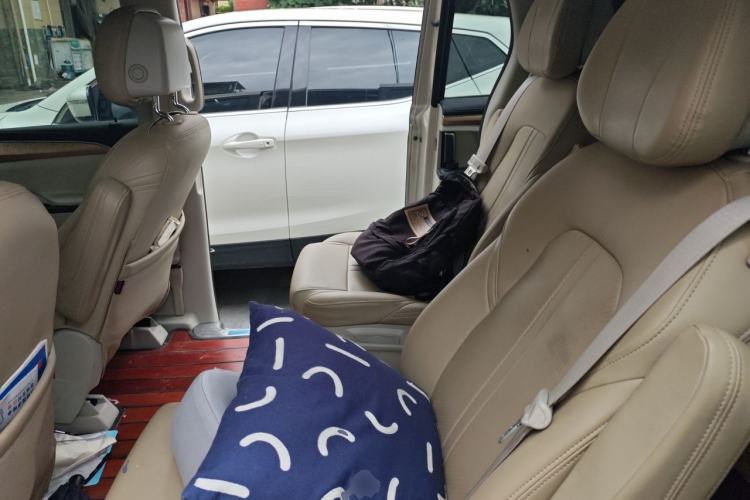 Used Buick GL8 2017 ES 28T Comfort Model China V Standard Left Rear Seat