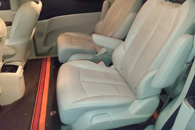 Used Buick GL8 2017 25S Luxury Version China V Standard Left Rear Seat