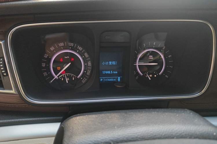 Used Buick GL8 2017 25S Prestige Version China V Standard Odometer Close Up