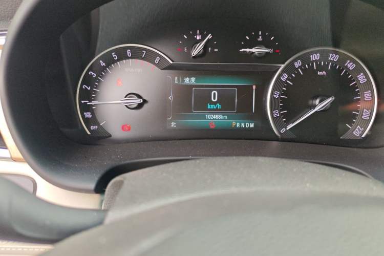 Used Buick GL8 2017 ES 28T Comfort Model China V Standard Odometer Close Up
