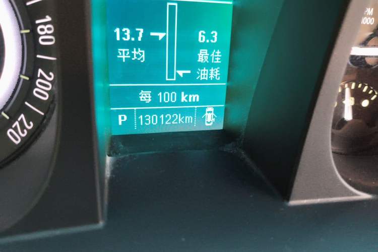 Used Buick GL8 2017 25S Luxury Version China V Standard Odometer Close Up