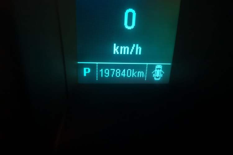 Used Buick GL8 2017 25S Comfort Version China V Standard Odometer Close Up