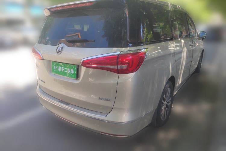 Used Buick GL8 2017 ES 28T Luxury Model China V Standard Rear Right 45 Deg